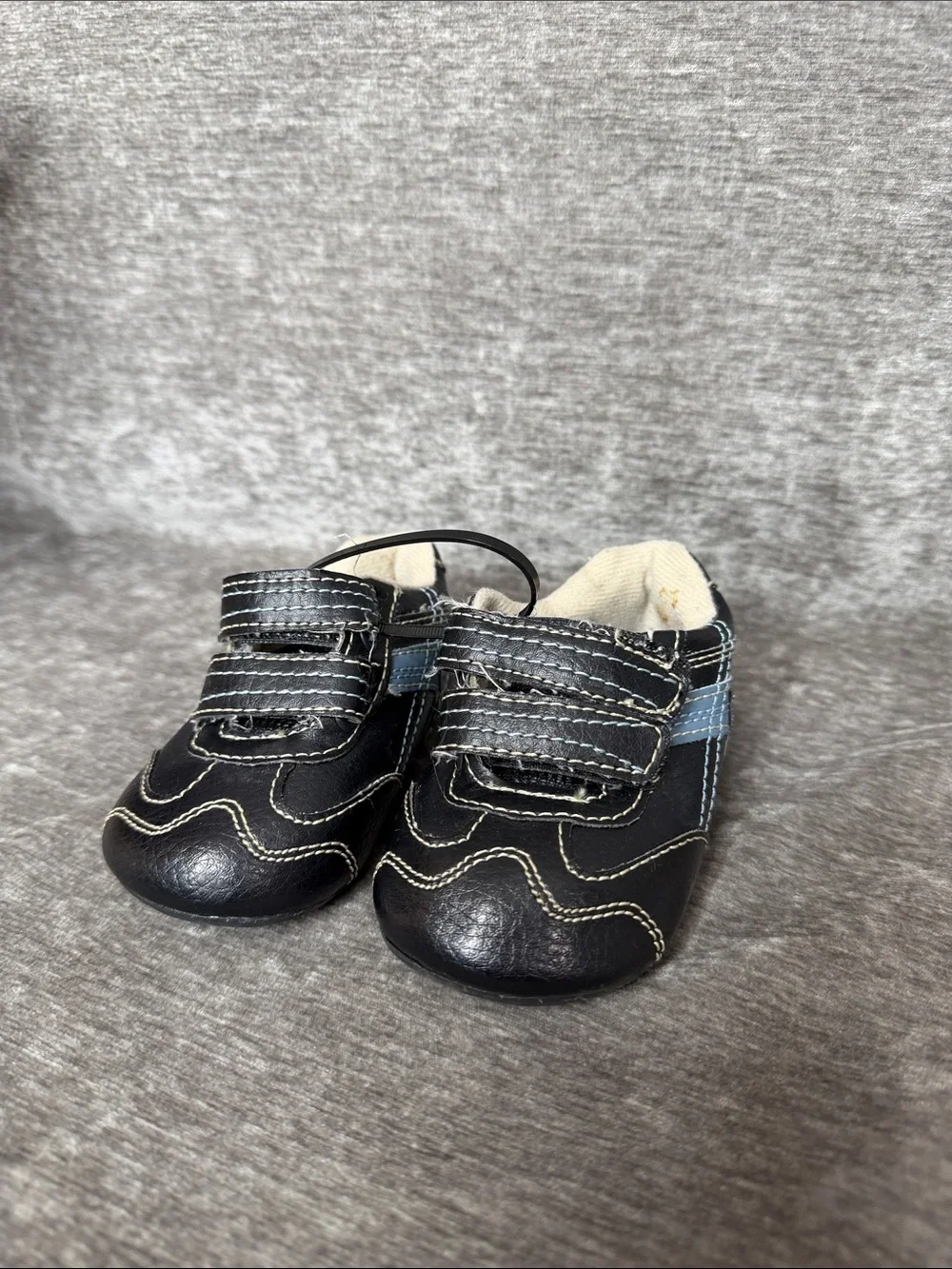 Circo Black Baby Hook-and-Loop Shoes with Blue Accent